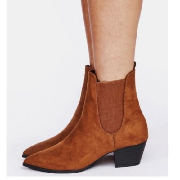 !! NEW !! Faux Suede Pull On Chelsea Ankle Boots in Maple Brown - Picture 3 of 8